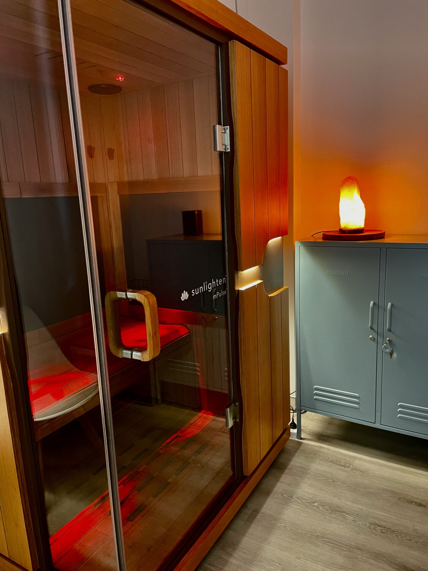 sauna copy